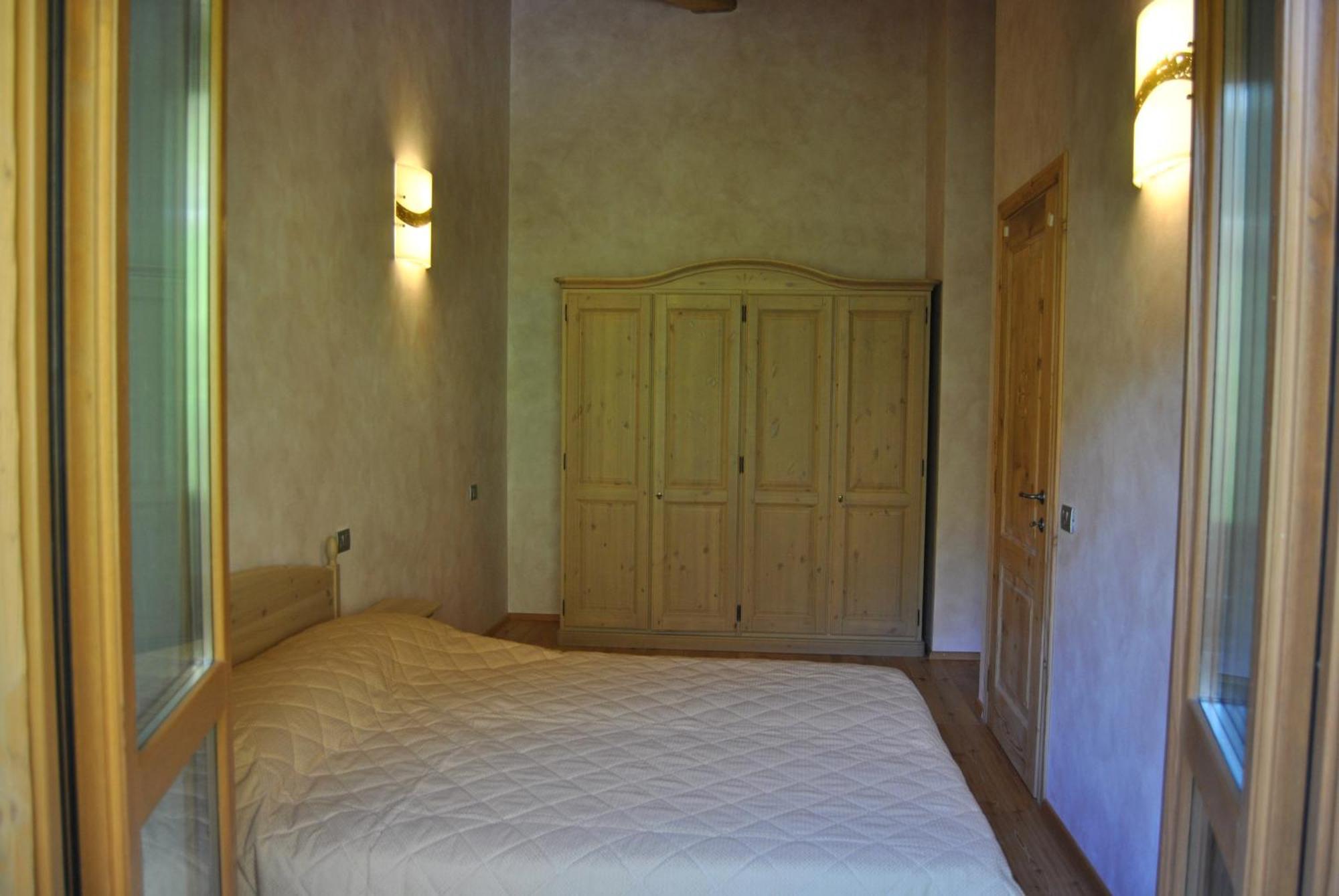 Casa Vacanza La Rocca كياسا إنْ فانمالينكو المظهر الخارجي الصورة